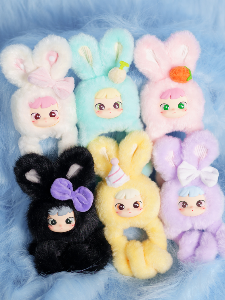 Cimmy Lovely Bunny Pendant - group
