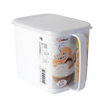 Nakaya Plastic Food Container 1.3L